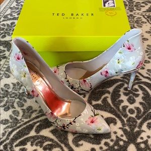 Beautiful Ted Baker oriental blossom pumps/heels